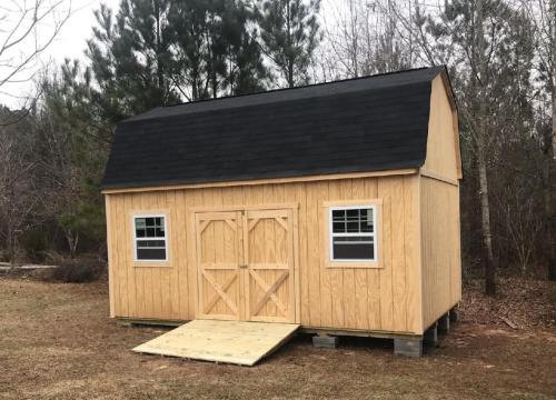 20X12 Lofted Barn with 8' walls and 2 windows.